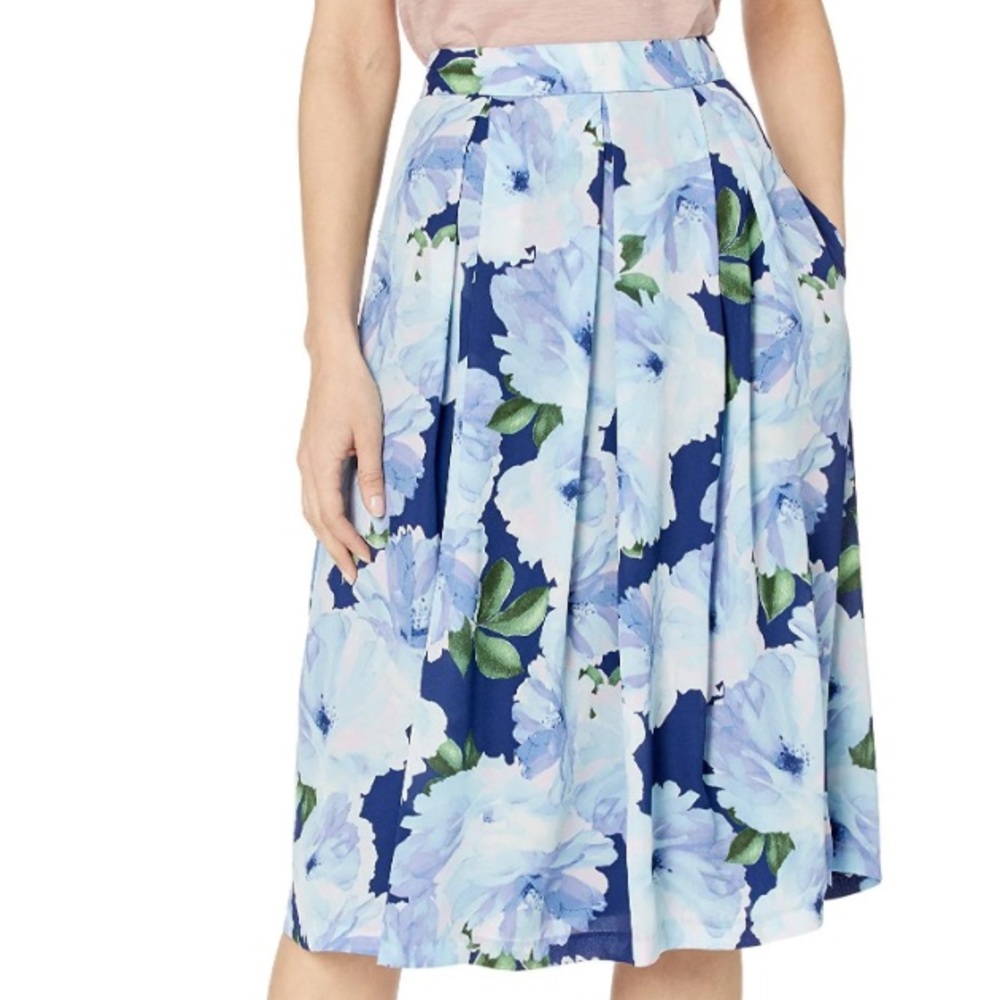 Vintage T Tahari ASL Blue Navy Floral Fully lined Women’s Skirt size 16